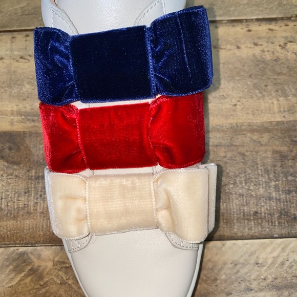 Gucci Ace Leather Velvet Bow Slip-On Sneakers - Picture 10 of 13